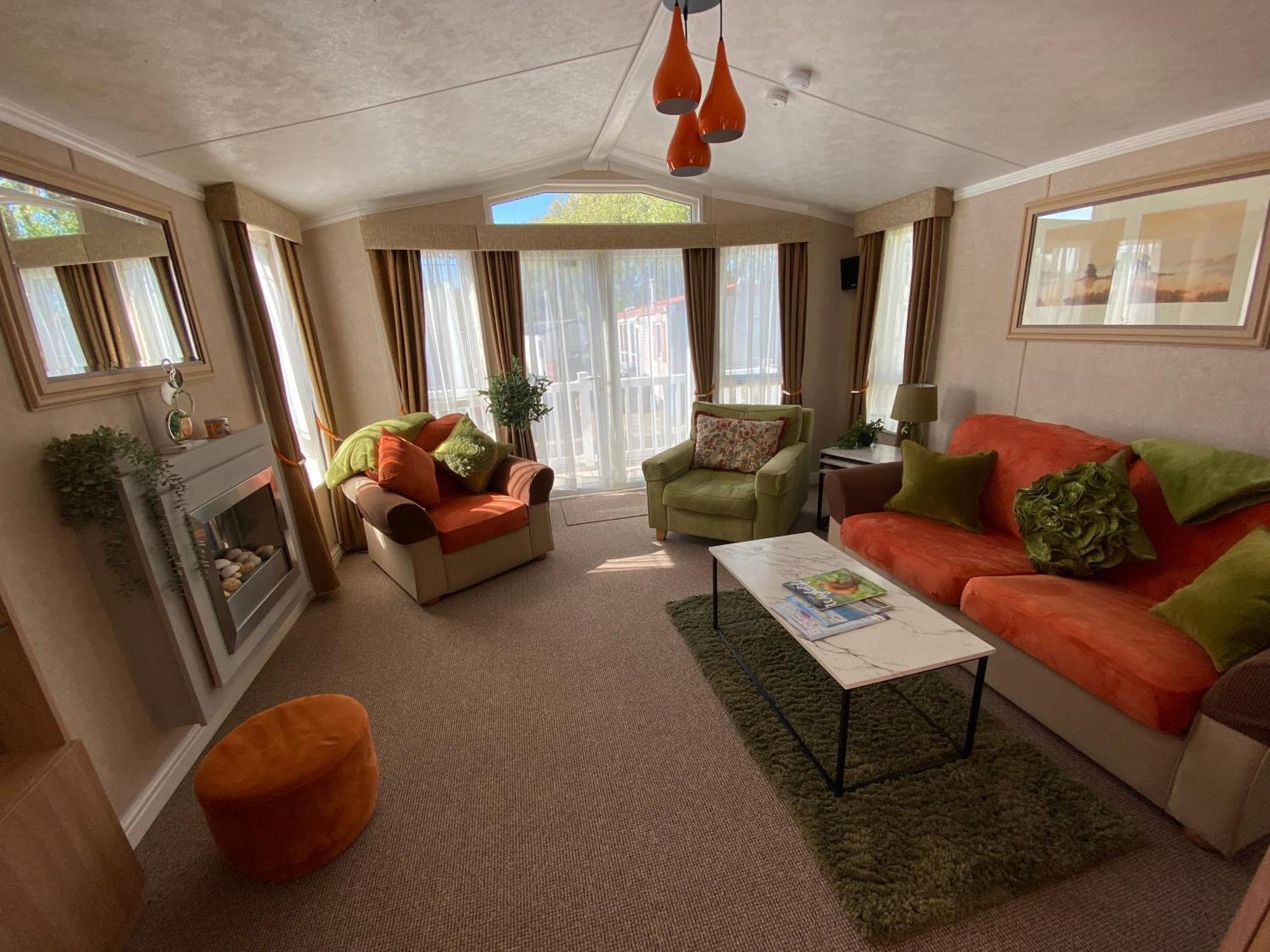 Red Squirrel Lodge Сандаун Екстер'єр фото
